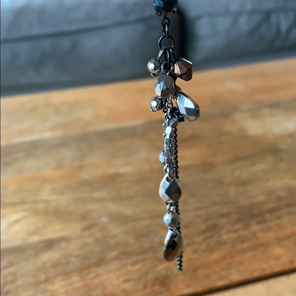 Express chandelier gray and silver earrings - Picture 3 of 3